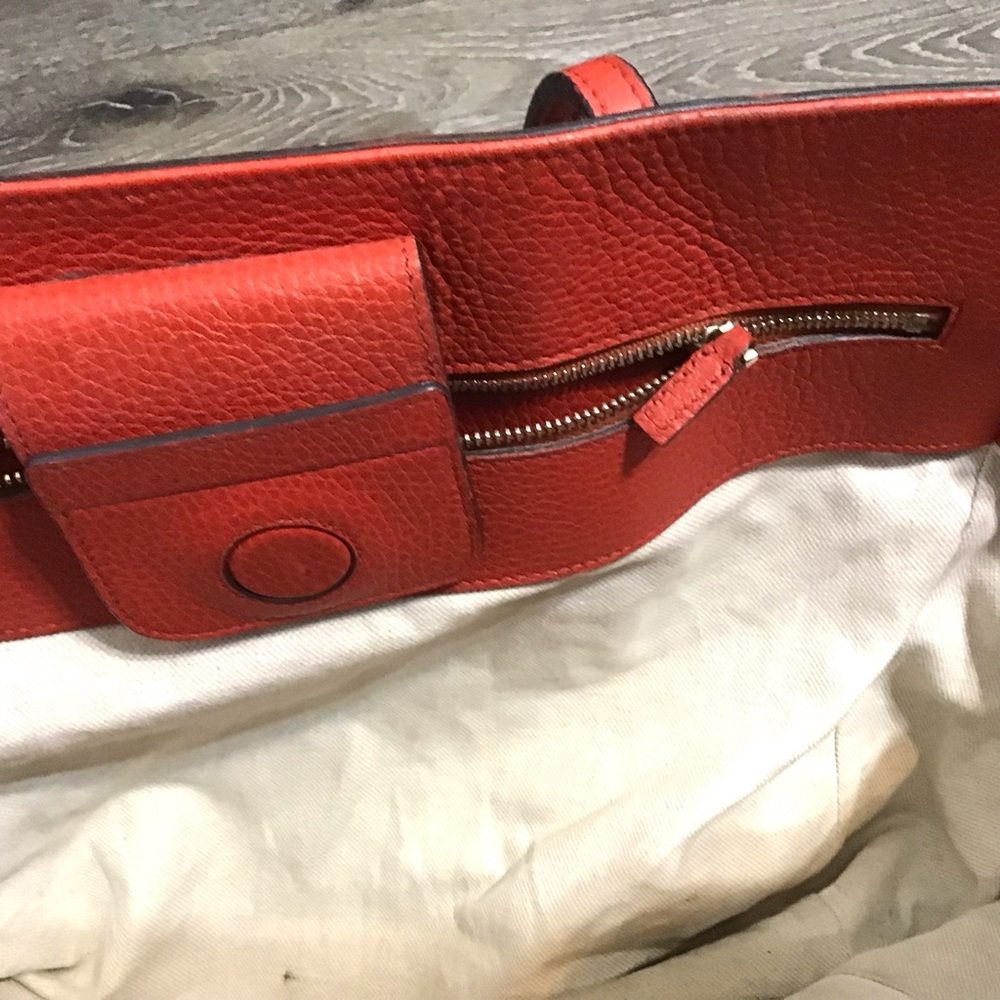 Gucci Leather Swing Tote Red - Picture 11 of 12